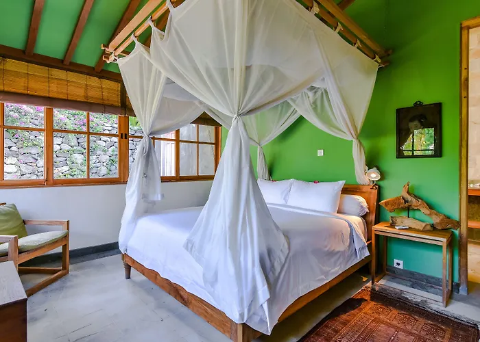 Sumberkima Hill Private Retreat Hotel *