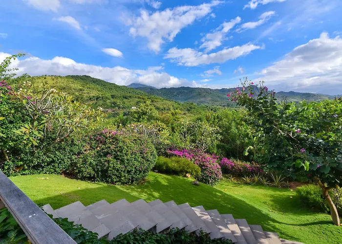 Sumberkima Hill Private Retreat Hotel *