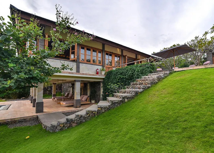 Sumberkima Hill Private Retreat *