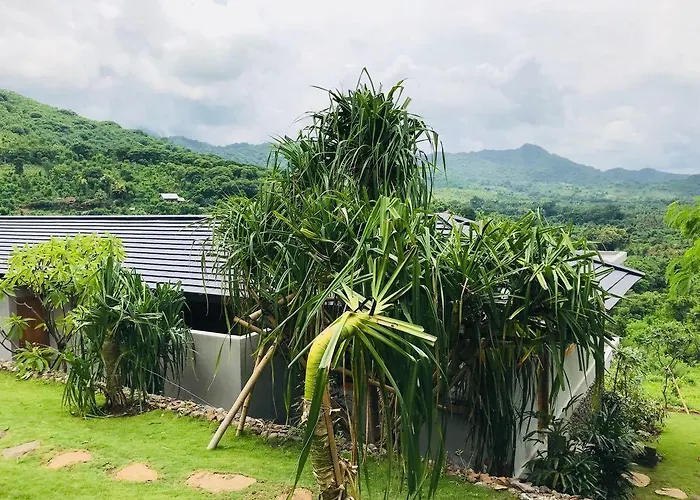 Sumberkima Hill Private Retreat * Пемутеран
