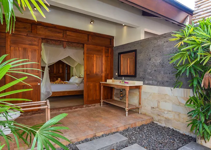 Sumberkima Hill Private Retreat *