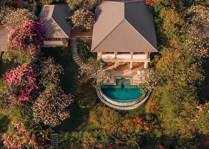 Sumberkima Hill Private Retreat Hotel *